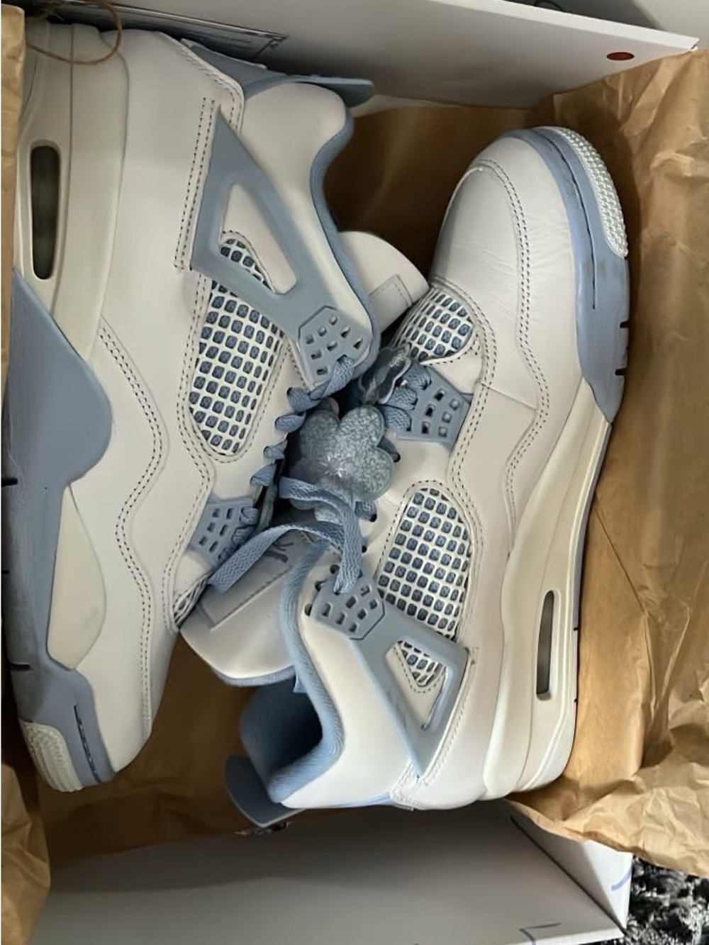 Jordan 4’s Retro forget me nots